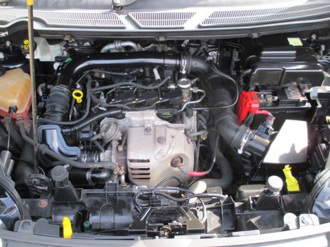 Ford Ecosport 1.0T EcoBoost Titanium 2WD Euro 5 (s/s) 5dr 50