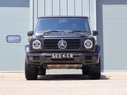 Mercedes-Benz G Series 2109 G 350 D 4MATIC AMG LINE PREMIUM MATT BLACK WRAPP 6
