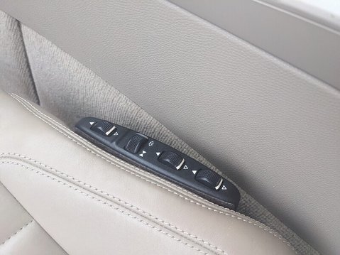 Mercedes-Benz E Class E350 CDI BLUEEFFICIENCY SE 22