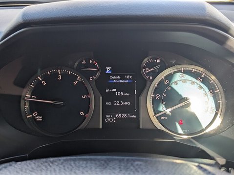 Toyota Land Cruiser D Invincible 32
