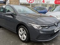 Volkswagen Golf LIFE TSI 1