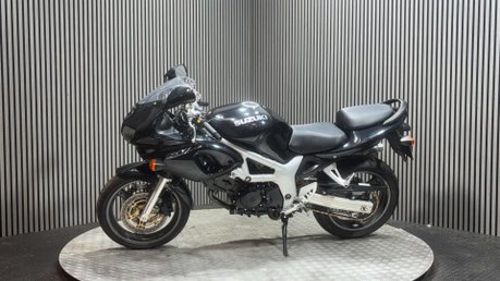 Suzuki SV650 2000 25K 1 OWNER PROJECT BIKE SPARES OR REPAIR 650CC A2 5