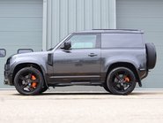 Land Rover Defender 90 HARD TOP X-DYNAMIC HSE STYLED BY SEEKER SUPER LOW MILES  4