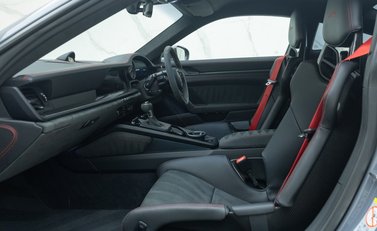 Porsche 911 GT3 (992) 16