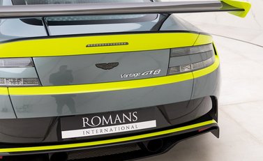 Aston Martin Vantage GT8 19
