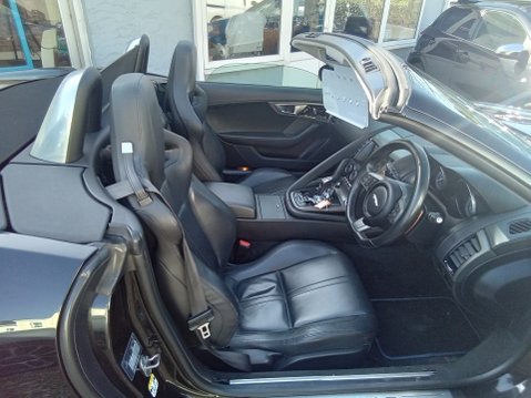 Jaguar F-Type convertible 10