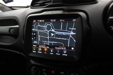 Jeep Renegade 5dr 1.3i T4 GSE Night Eagle II Automatic 10