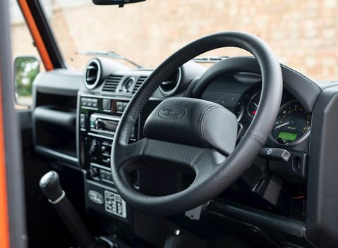 Land Rover Defender 110 Adventure Edition 11