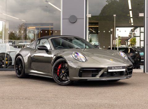 Porsche 911 Targa 4 GTS (992) 2