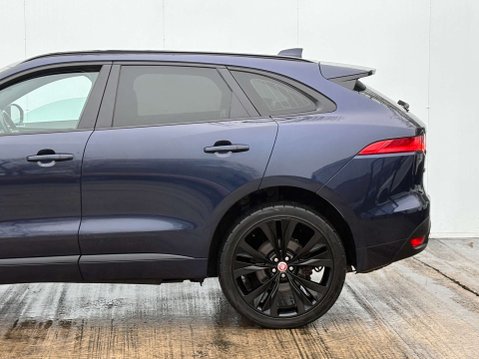Jaguar F-Pace 2.0 F-Pace R-Sport AWD D Auto 4WD 5dr 51