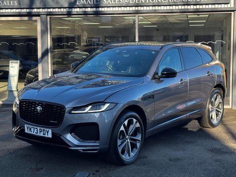 Jaguar F-Pace R-DYNAMIC HSE BLACK 21