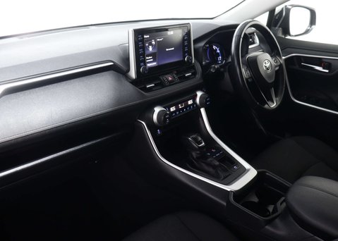 Toyota Rav4 2.5 RAV4 Icon HEV 4x2 CVT 5dr 42