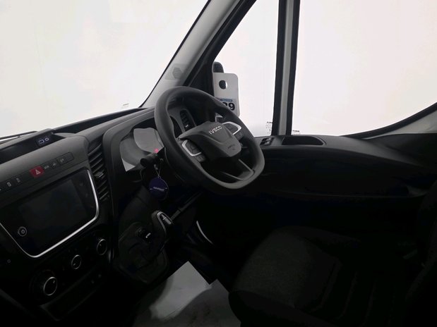 Iveco Daily Daily 35S14A8V H2 2.3 BUISNESS Van 3520L WB Hi-Matic 13