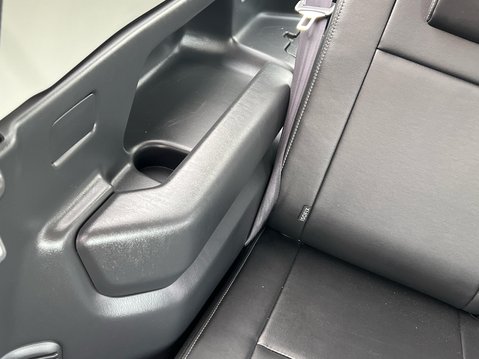 Suzuki Jimny SZ4 39