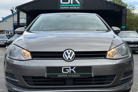 Volkswagen Golf SE TDI BMT -£20 ROAD TAX -1 OWNER -11 SERVICES -SATNAV -ADAPTIVE CRUISE 12