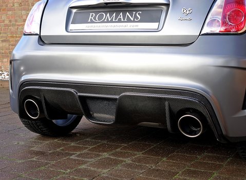 Abarth 695 Biposto 18