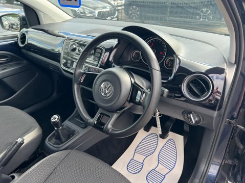 Volkswagen Up 1.0 High up! Euro 5 3dr 18