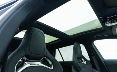 Mercedes-Benz C63 S AMG E Performance Estate Night Edition 13