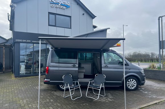 Volkswagen California BEACH 2.0 TDI AUTO CAMPERVAN 24