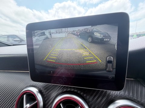 Mercedes-Benz A Class A 200 D AMG LINE PREMIUM 14
