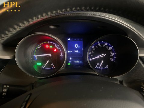 Toyota C-HR 1.8 VVT-h Icon SUV 5dr Petrol Hybrid CVT Euro 6 (s/s) (122 ps) Air Con - Al 13