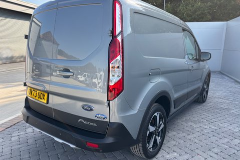 Ford Transit Connect 250 Active L1 100 ps Panel Van - Sat Nav / Climate Control 6