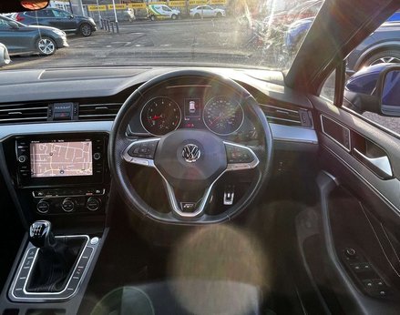 Volkswagen Passat 1.5 Passat R-Line TSi Evo 5dr 19