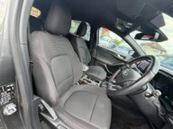 Ford Focus ST-LINE EDITION MHEV 10