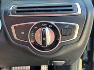 Mercedes-Benz C Class C 220 D 4MATIC AMG LINE 25