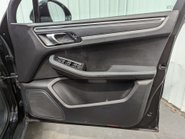 Porsche Macan 2.0 Macan Semi-Auto 4WD 5dr 55