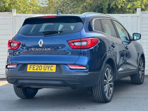 Renault Kadjar 1.3 TCe Iconic SUV 5dr Petrol Manual Euro 6 (s/s) (140 ps) 4