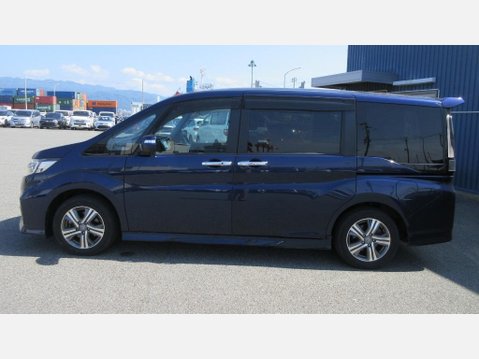 Honda Stepwagon RP5 Spada 2.0 Hybrid 6