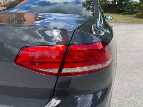 Volkswagen Passat 2.0 Passat SE Business TDI 4dr 42