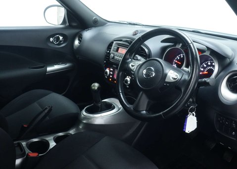 Nissan Juke 1.6 Acenta SUV 5dr Petrol Manual Euro 5 (s/s) (117 ps) 34