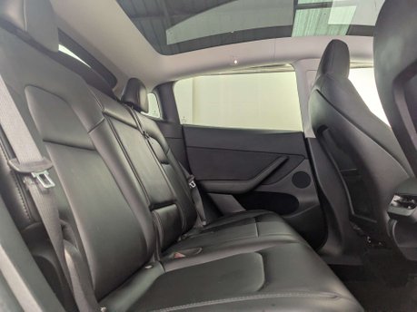 Tesla Model Y ModeL Y Long Range AWD 4WD 5dr 50