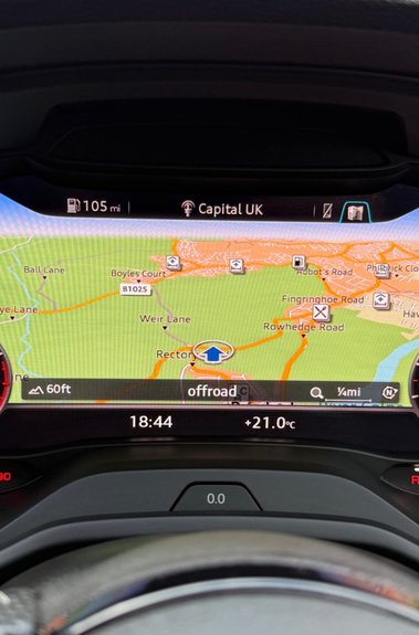 Audi Q2 TFSI S LINE - VIRTUAL COCKPIT - APPLE CAR PLAY - WIRELESS CHARGING 