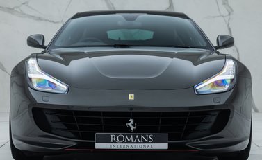 Ferrari GTC4 Lusso T 7