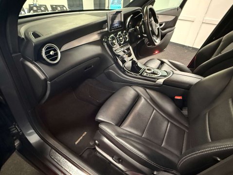 Mercedes-Benz GLC 2.1 GLC 220 D 4Matic AMG Line Auto 4WD 5dr 45