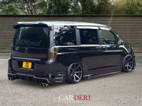 Honda Stepwagon AUTO 20
