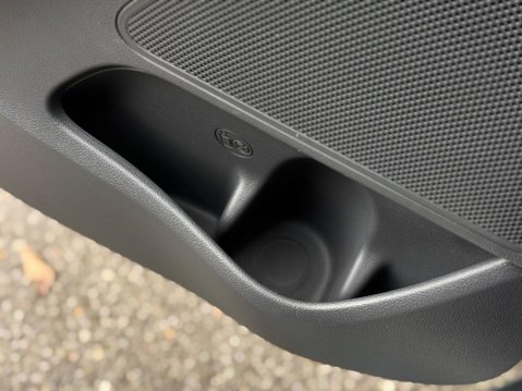 Hyundai IONIQ 38.3kWh Premium SE Auto 5dr 64