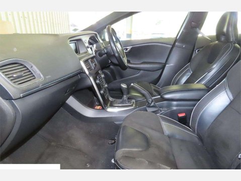 Volvo V40 2.0 T2 R-Design Euro 6 (s/s) 5dr 3
