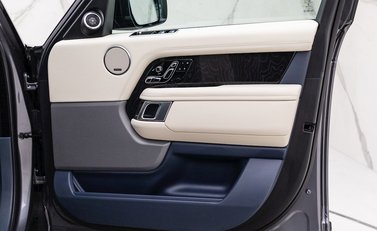 Land Rover Range Rover 4.4 SDV8 Vogue SE 20