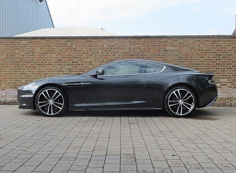 Aston Martin DBS Carbon Edition 10