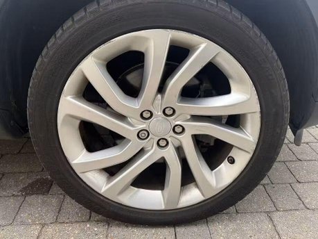 Land Rover Discovery Sport 2.0 TD4 SE Tech SUV 5dr Diesel Auto 4WD Euro 6 (s/s) (180 ps) 8