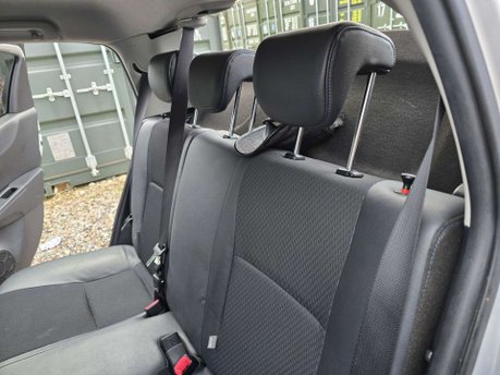 Toyota Yaris 1.5 VVT-h T Spirit Hatchback 5dr Petrol Hybrid CVT Euro 5 (101 ps) 23