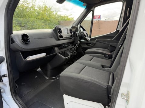 Mercedes-Benz Sprinter 2.0 315 CDI Progressive RWD L3 H2 Euro 6 (s/s) 5dr 12