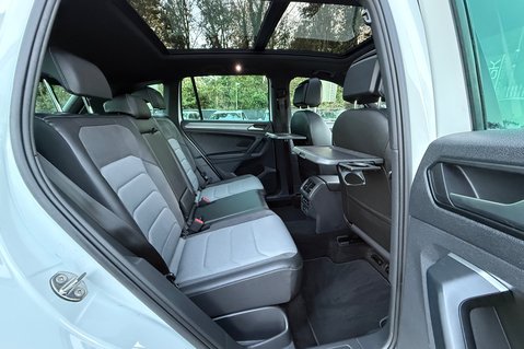 Volkswagen Tiguan R-LINE TECH TDI 4MOTION DSG -TOWBAR -ELECTRIC TAILGATE -KEYLESS -CARPLAY 32