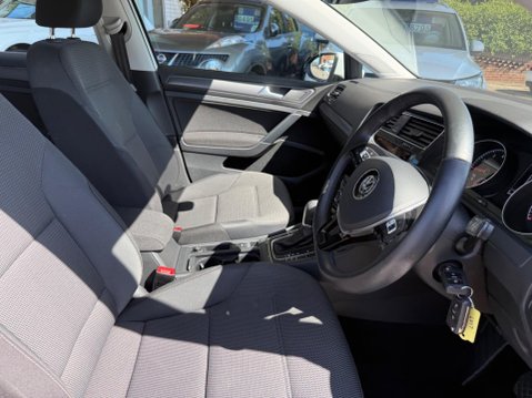 Volkswagen Golf 1.0 TSI BlueMotion Tech SE Nav DSG Euro 6 (s/s) 5dr 20