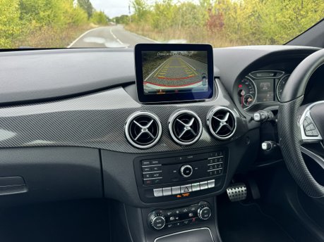 Mercedes-Benz B Class B 200D AMG Line Executive Auto Diesel PARKTRONIC/CAMERA/SAT NAV 9