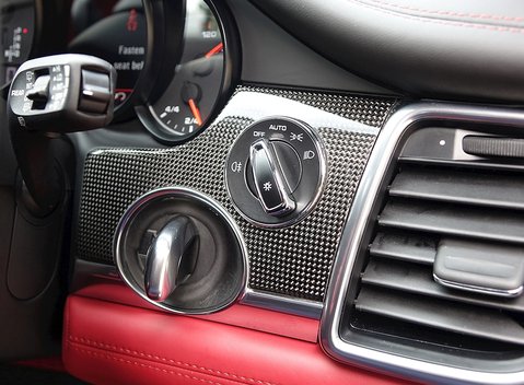 Porsche Panamera Turbo S 32